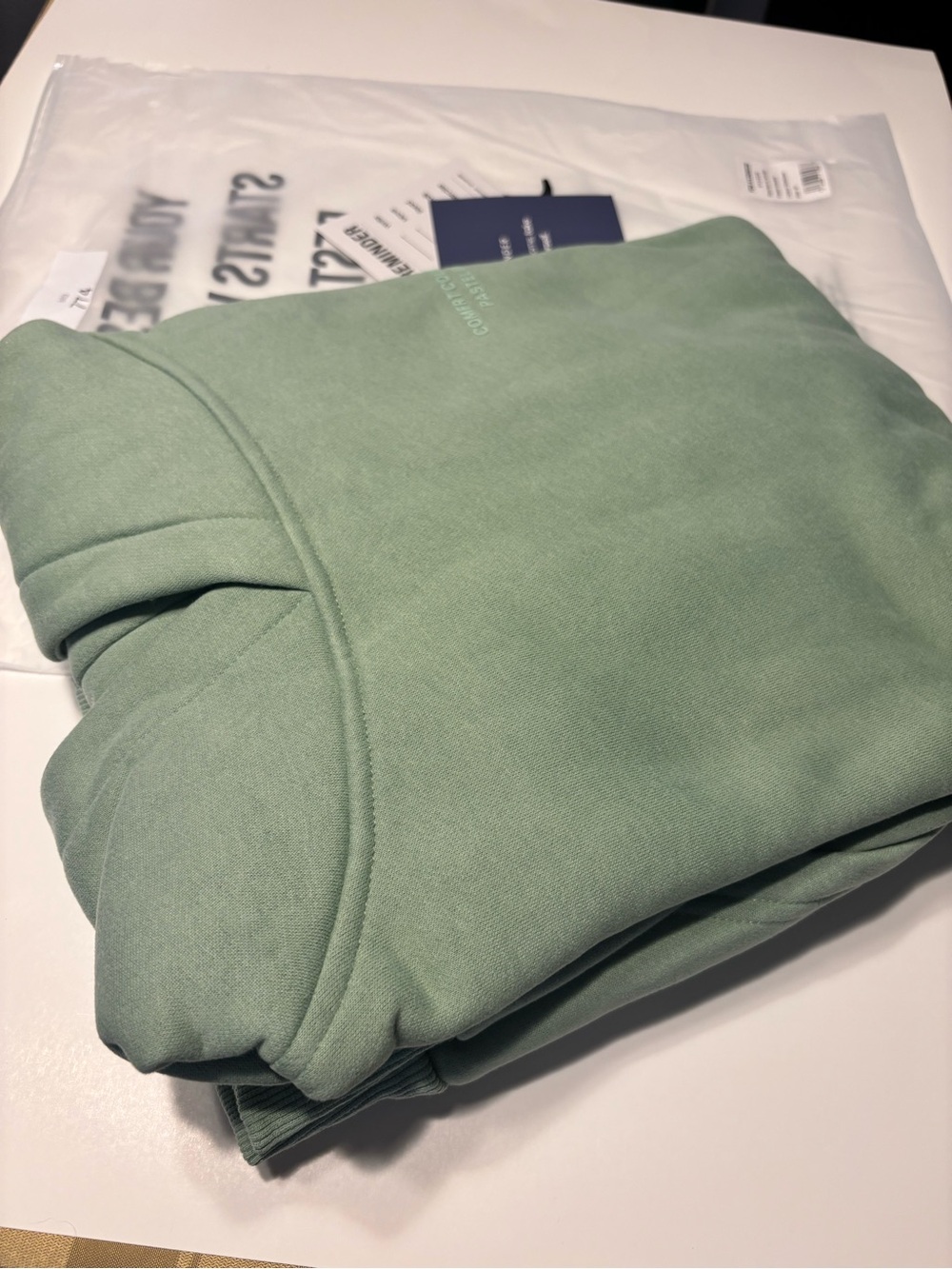 Comfrt Pastel Collection Mega hoodie - Picture 2 of 6
